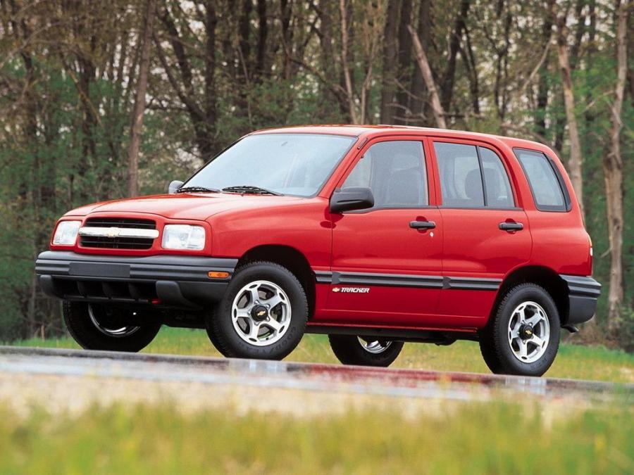  Chevrolet Tracker 1999 года  (фото 1 из 22)